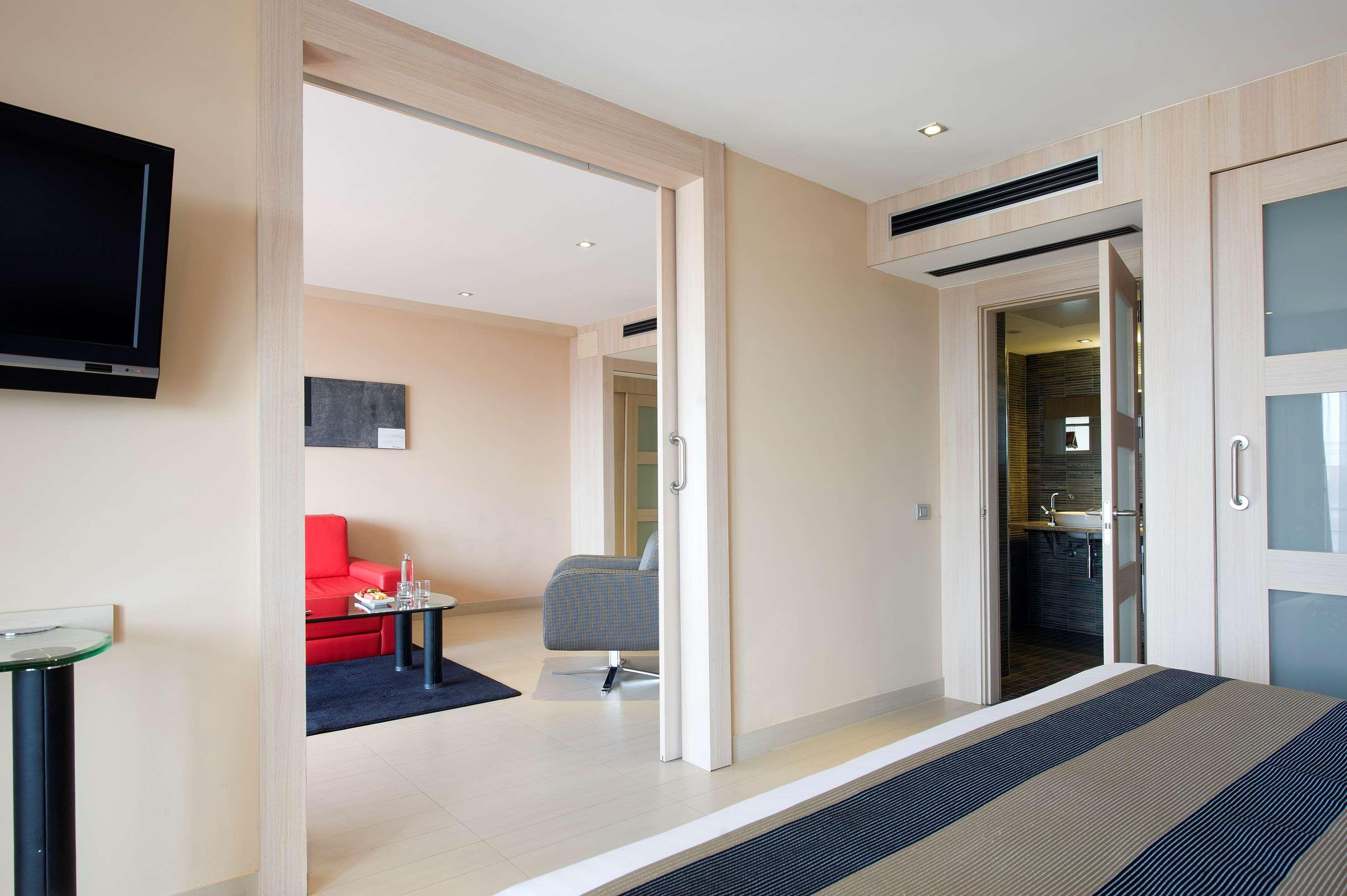 The Level At Melia Sevilla Exteriör bild