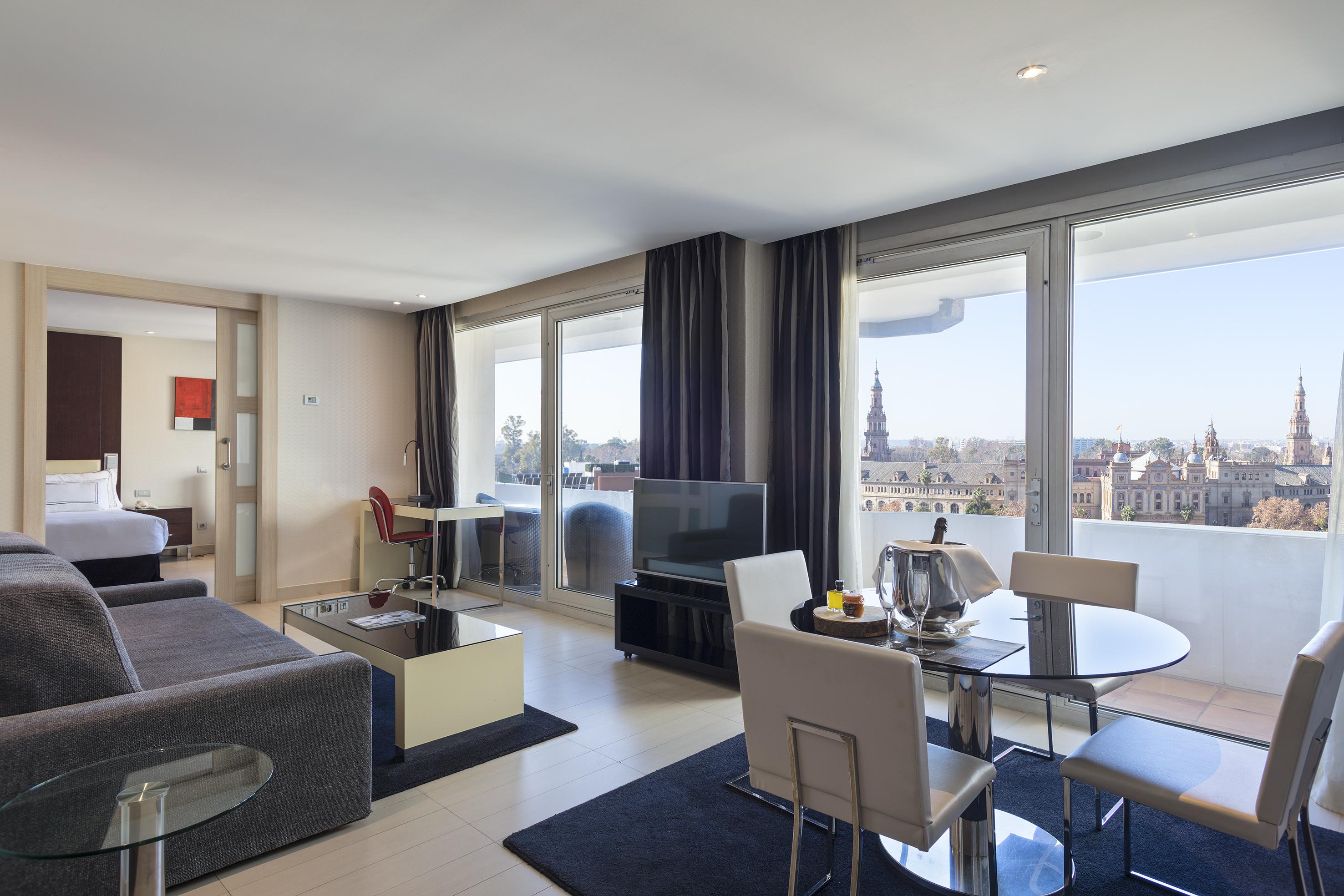 The Level At Melia Sevilla Exteriör bild