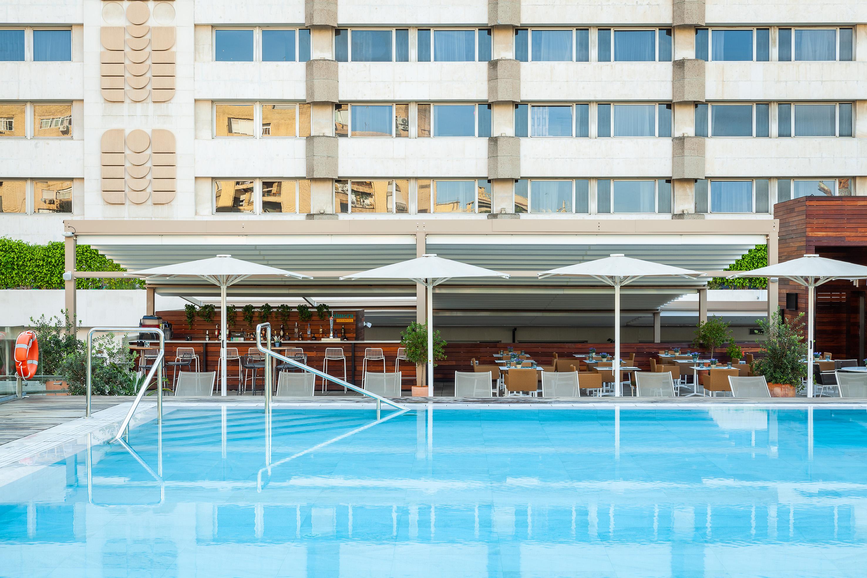 The Level At Melia Sevilla Exteriör bild