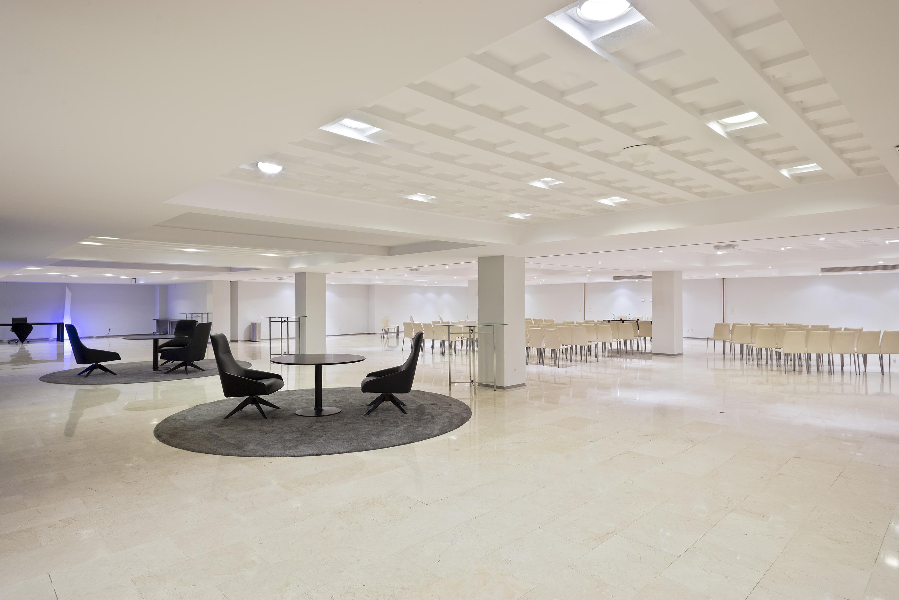 The Level At Melia Sevilla Exteriör bild